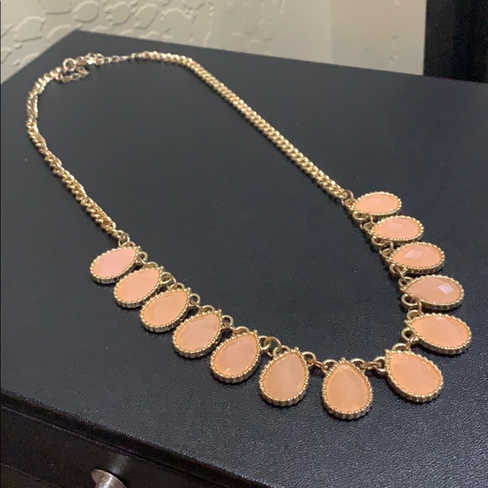 Light Peach and Gold Short Chain Necklace